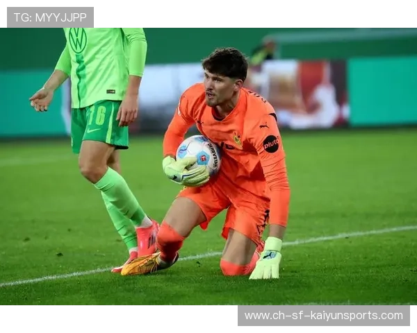 多特蒙德中场新星崛起，德媒盛赞：未来巨星指日可待